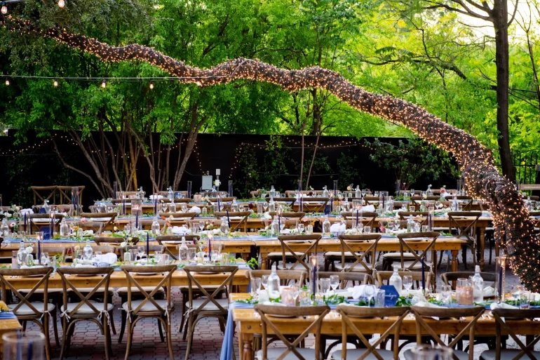 How to Make a Wedding Seating Chart